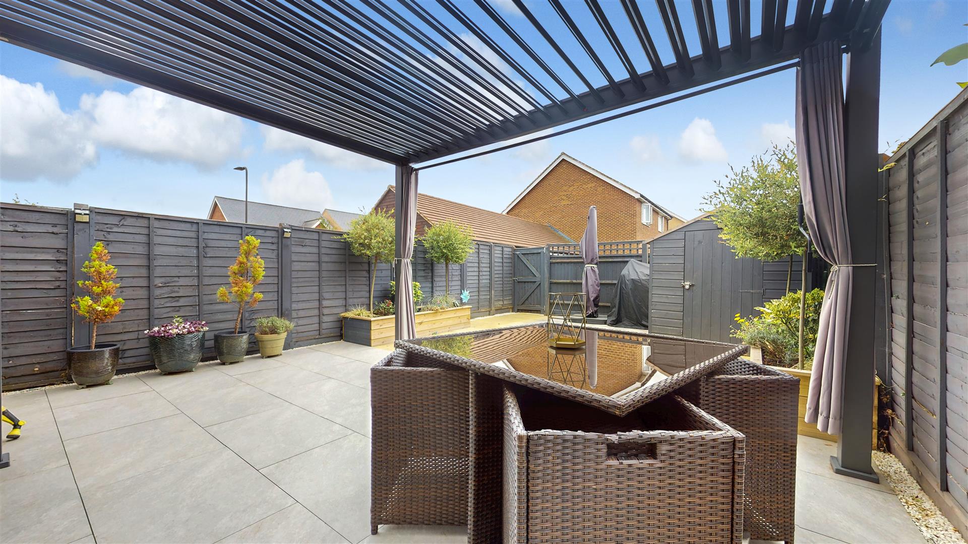 4 bed property in Randall Avenue, Milton Keynes